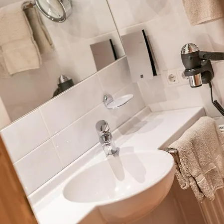 招待所 Schoenblick - Gurgl 4*