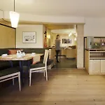 Schoenblick - Gurgl Гостевой дом