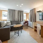 Гостевой дом Schoenblick - Gurgl 4*